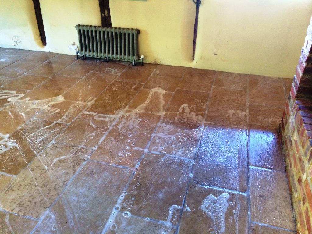 limestone tiles cleaning stains water floors stained stone