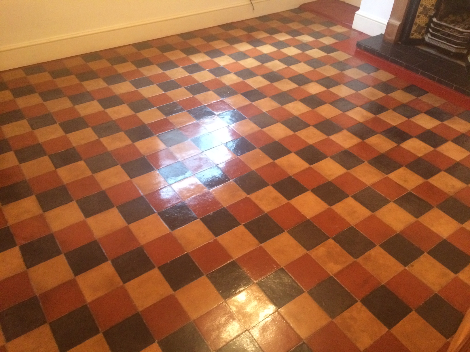 Victorian floor Covered in Lino Pangboune After Cleaning
